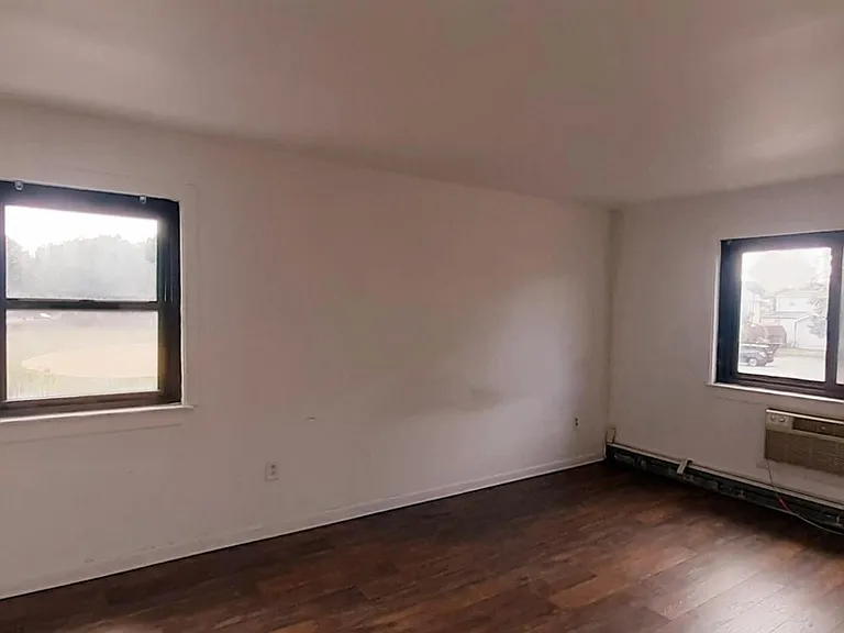 22-30 Passaic Ave #5B — Photo 3