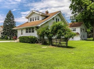 1914 W Smith Rd, Temperance, MI 48182