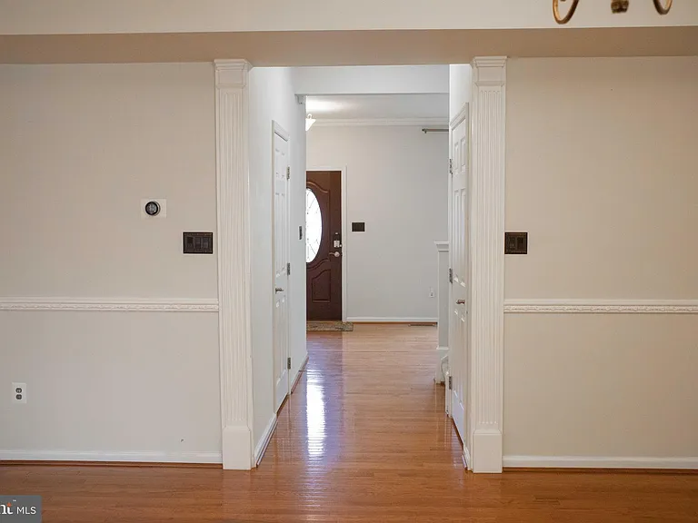 18136 Prestwick Ter — Photo 24