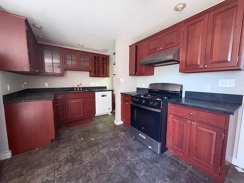 103 S Water St #103S