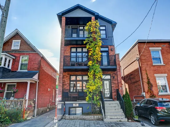 82 3rd Ave #B, Ottawa, ON K1S 2J8