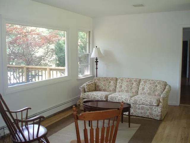 44 Lakeside Dr — Photo 12