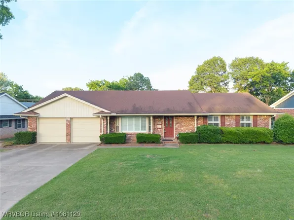 2017 S 70th St, Fort Smith, AR 72903