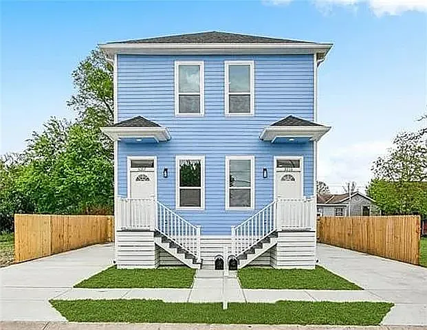 3215 Pakenham Dr