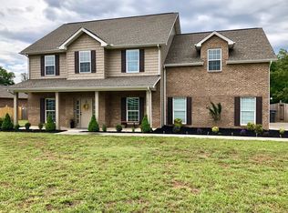 2636 Carpenters Grade Rd, Maryville, TN 37803