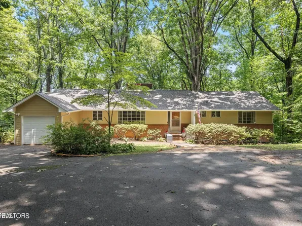 209 Farlow Dr, Knoxville, TN 37934