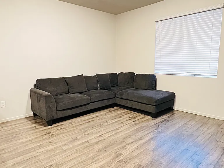 720 NE 138th Pl — Photo 11