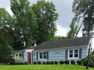 158 Maple Hill Rd, Huntington, NY 11743