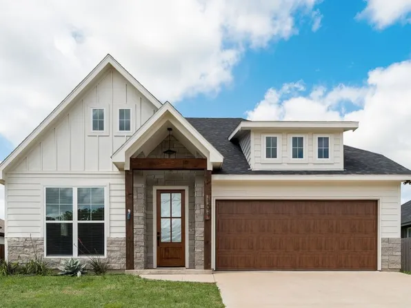 109 Vaughn Meadows Dr, Tom Bean, TX 75489