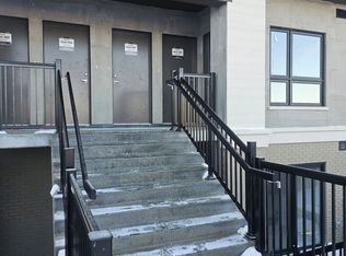 25 Palace St #R6, Kitchener, ON N2E 0J3