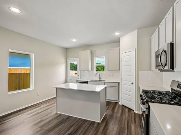 31114 Cass River Ln, Waller, TX 77484