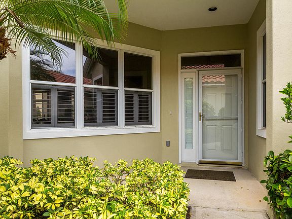 4th image of 1669 Victoria Cir