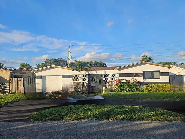 7817 Fairway Blvd — Photo 12