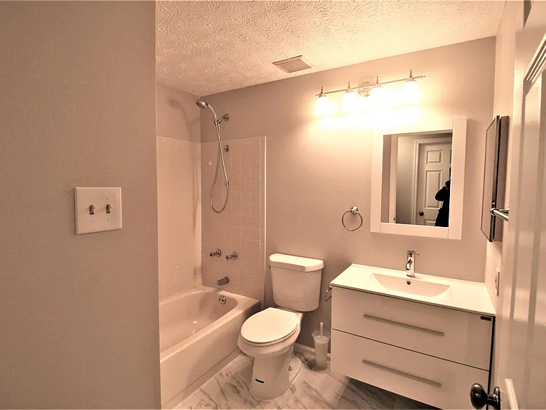 507 Smoketree Ct — Photo 16