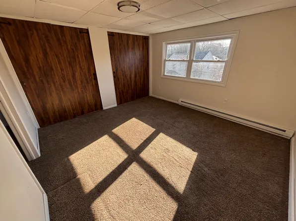 409-411 Hudson St, Moosic, PA 18507