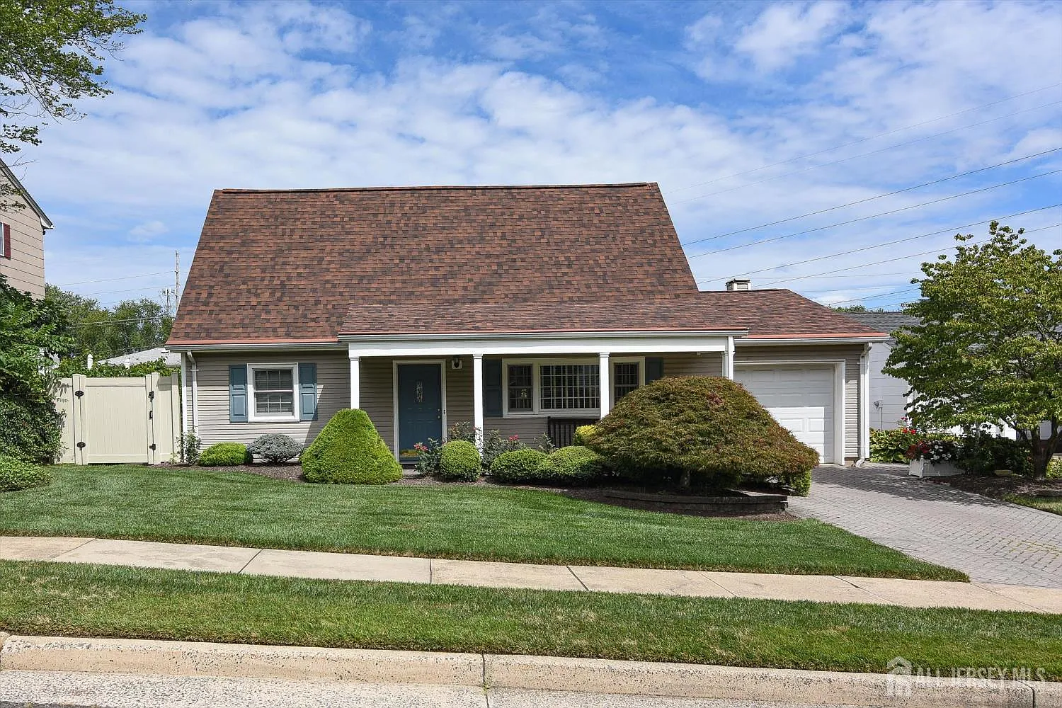 5 Wick Dr photo 1