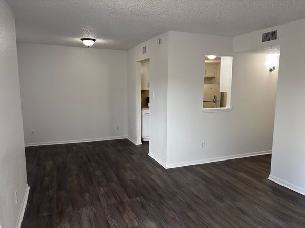 1905 Jephson Ln APT 12
