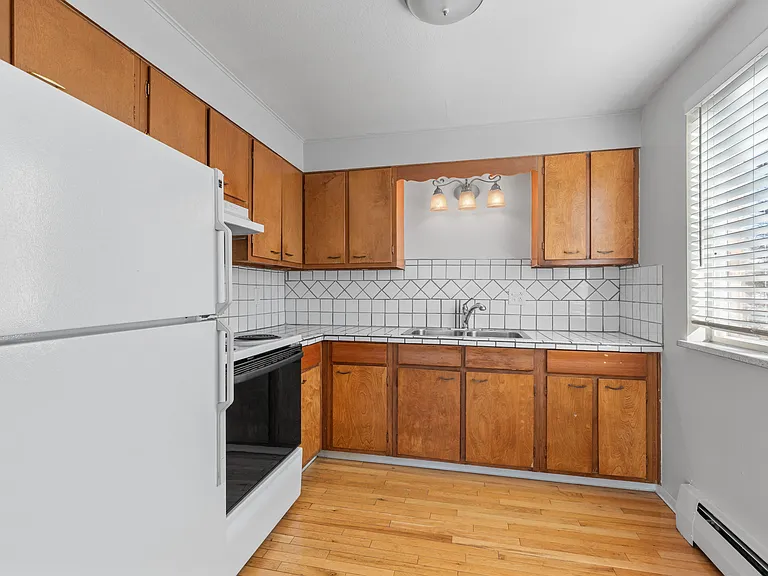 1302 Milwaukee St — Photo 14