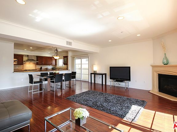 2nd image of 11848 Kiowa Ave APT 205