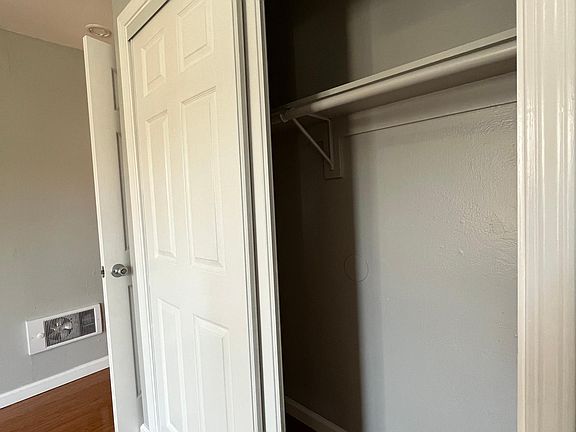 4th image of 1816 San Benito St