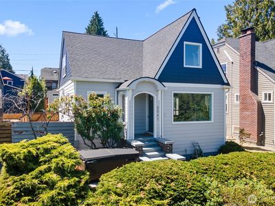 5041 35th Avenue SW, Seattle, WA, 98126