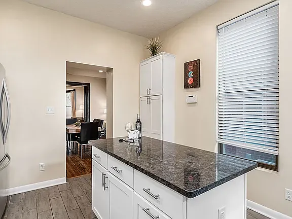 2 bed, 1.5 bath, 1600 sqft, $2,150 — Photo 1