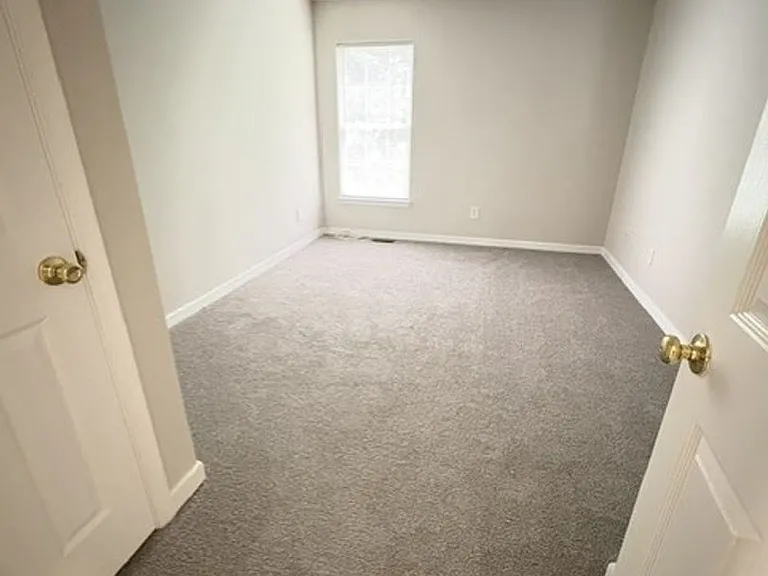 8738 Springwater Dr — Photo 10