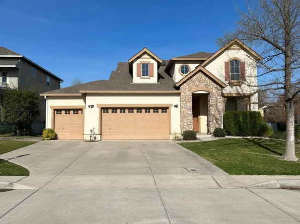 212 River Bend Ln, Waterford, CA 95386