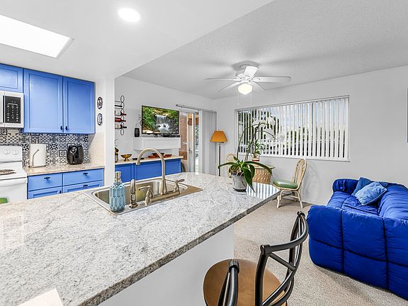 2nd image of 624 Beach Park Ln #V265