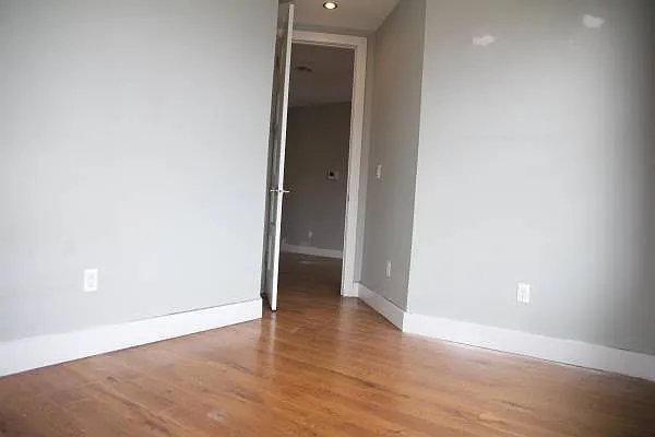 Rented by P Management | media 11