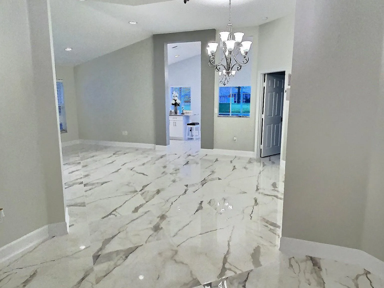 3 bed, 1589 sqft, $3,100 — Photo 4