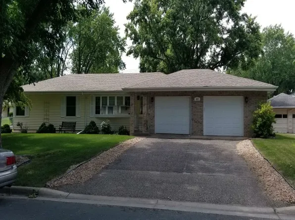 920 Patton Rd, New Brighton, MN 55112