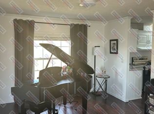 39 Dry Creek Dr, Moorcroft, WY 82721