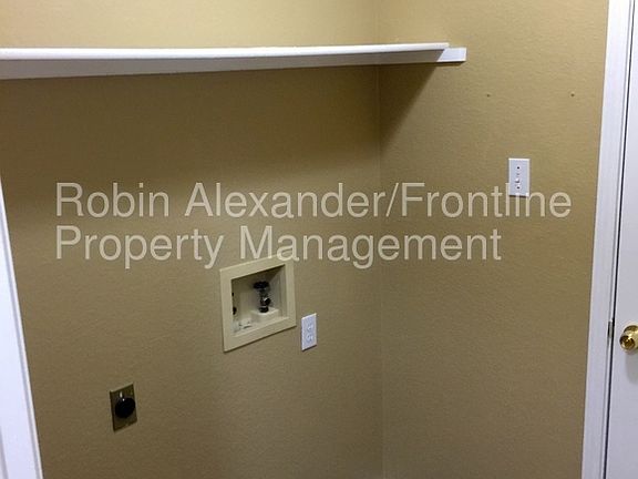 5th image of 3724 Garden Springs Dr