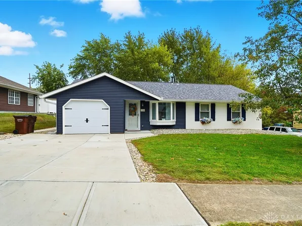 718 Millard Dr, Franklin, OH 45005
