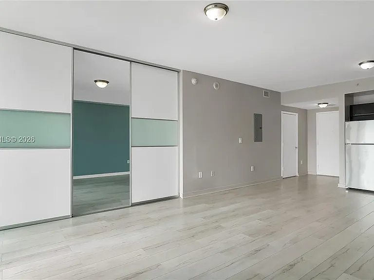90 SW 3rd St #3003 — Photo 11