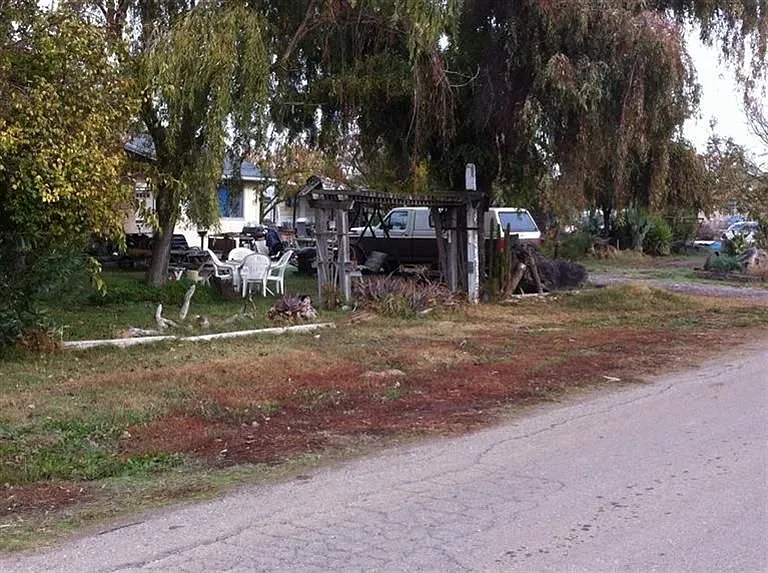 1919 Fig Ave photo 1