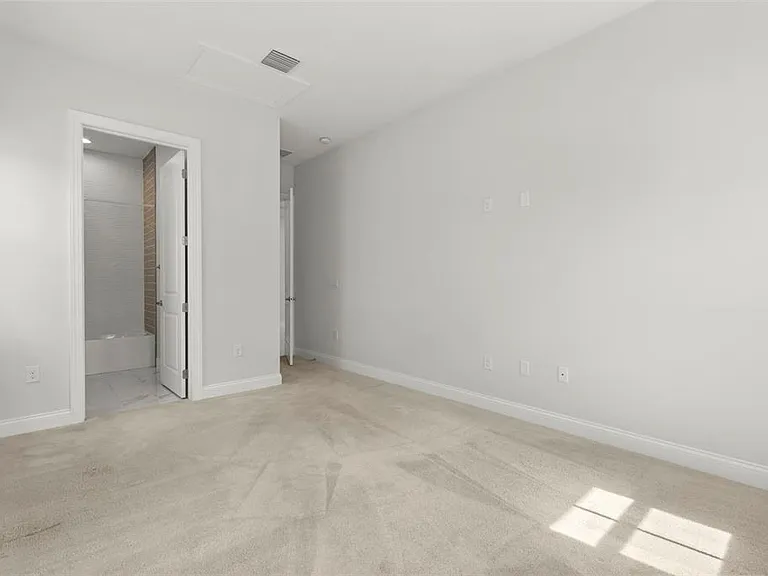 10511 Royal Cypress Way — Photo 42