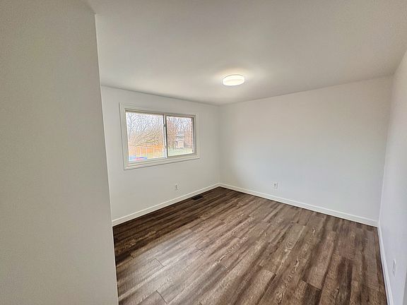 4th image of 766 Indian Rd N #1