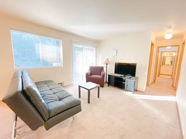 4727 Ravenna Ave NE #401 — Photo 21