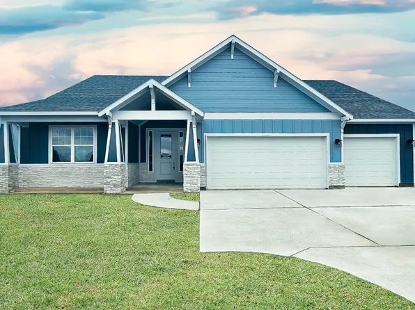 1110 Declaration Dr, Nevada, TX 75173