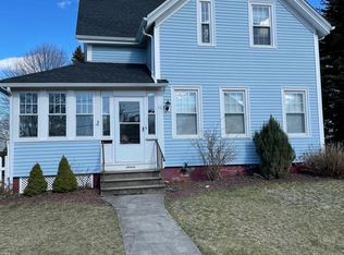 16 Reed Ave FLOOR 2, Cranston, RI 02910