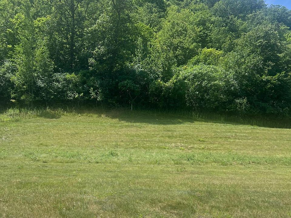 2nd image of 2567 Clubhouse Dr