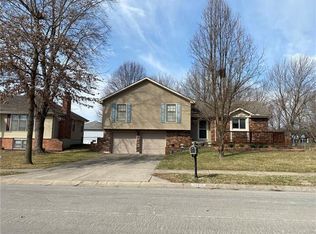 13310 Overhill Ave, Grandview, MO 64030