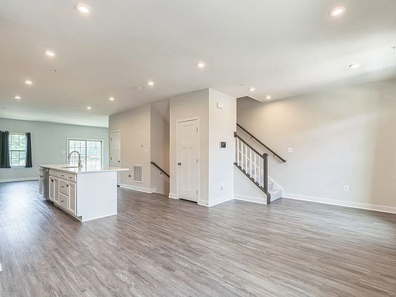 5th image of 16705 Tortola Dr