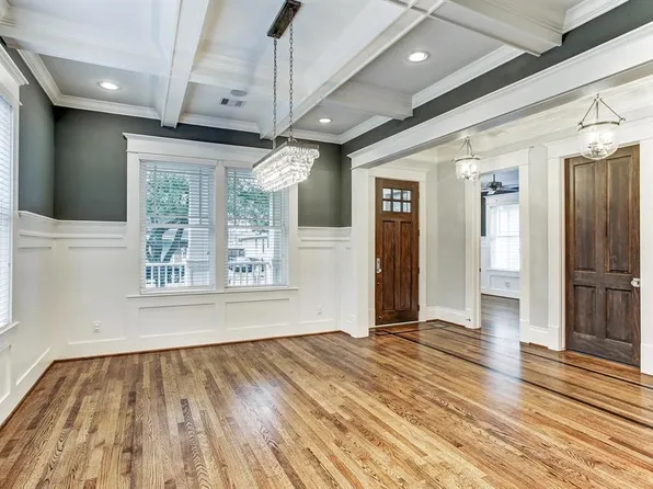 1027 Arlington St, Houston, TX 77008