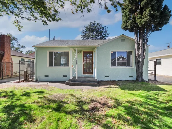 2624 52nd St, Sacramento, CA 95817