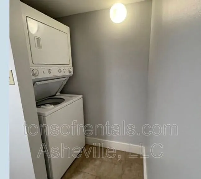 1316 Hyman Ave #1 — Photo 13