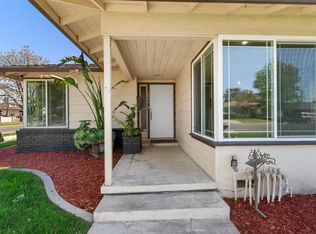 1006 W Benjamin Holt Dr, Stockton, CA