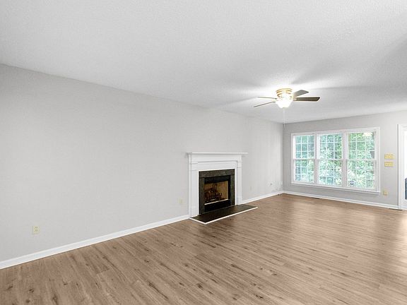 4th image of 7121 City View Dr